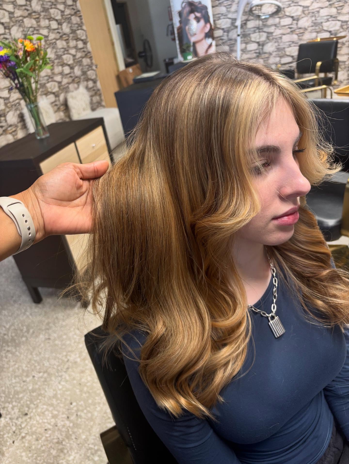 Golden blonde waves